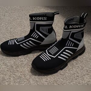 Micheal Kors Sneakers size 7.5